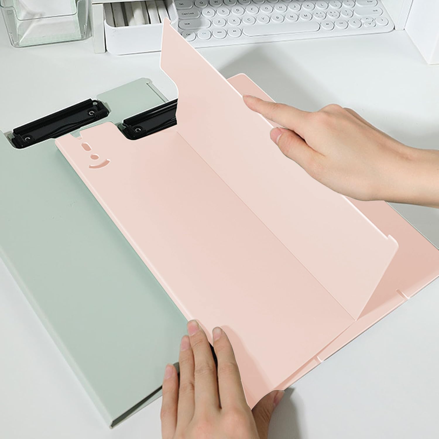 Foldable Display Clipboard