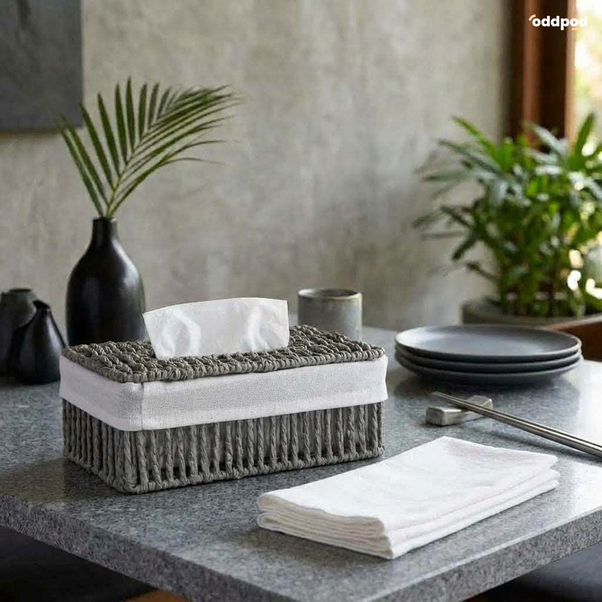 Linea Paper Thread Tissue Holder