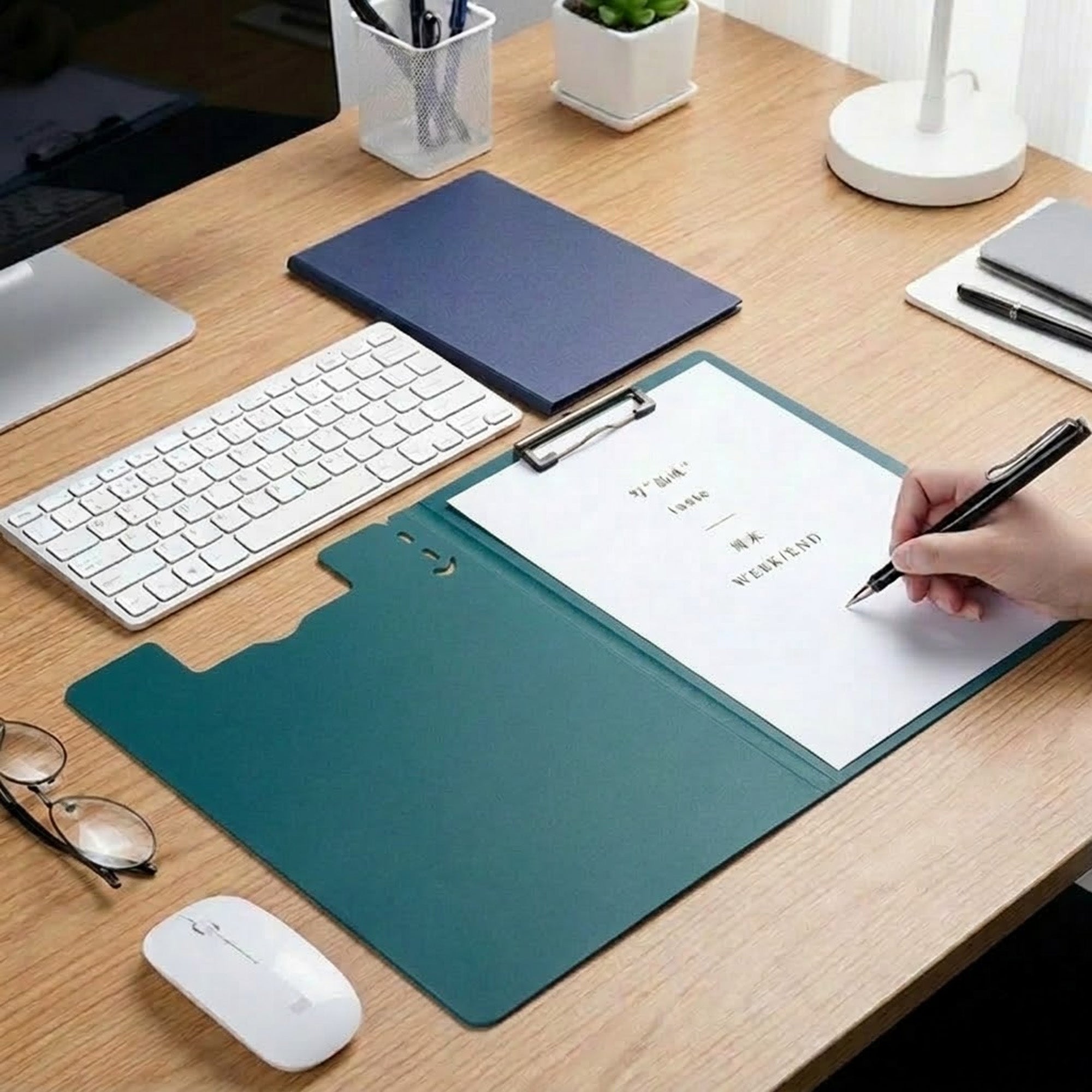 Secure Folding Clipboard - Vertical
