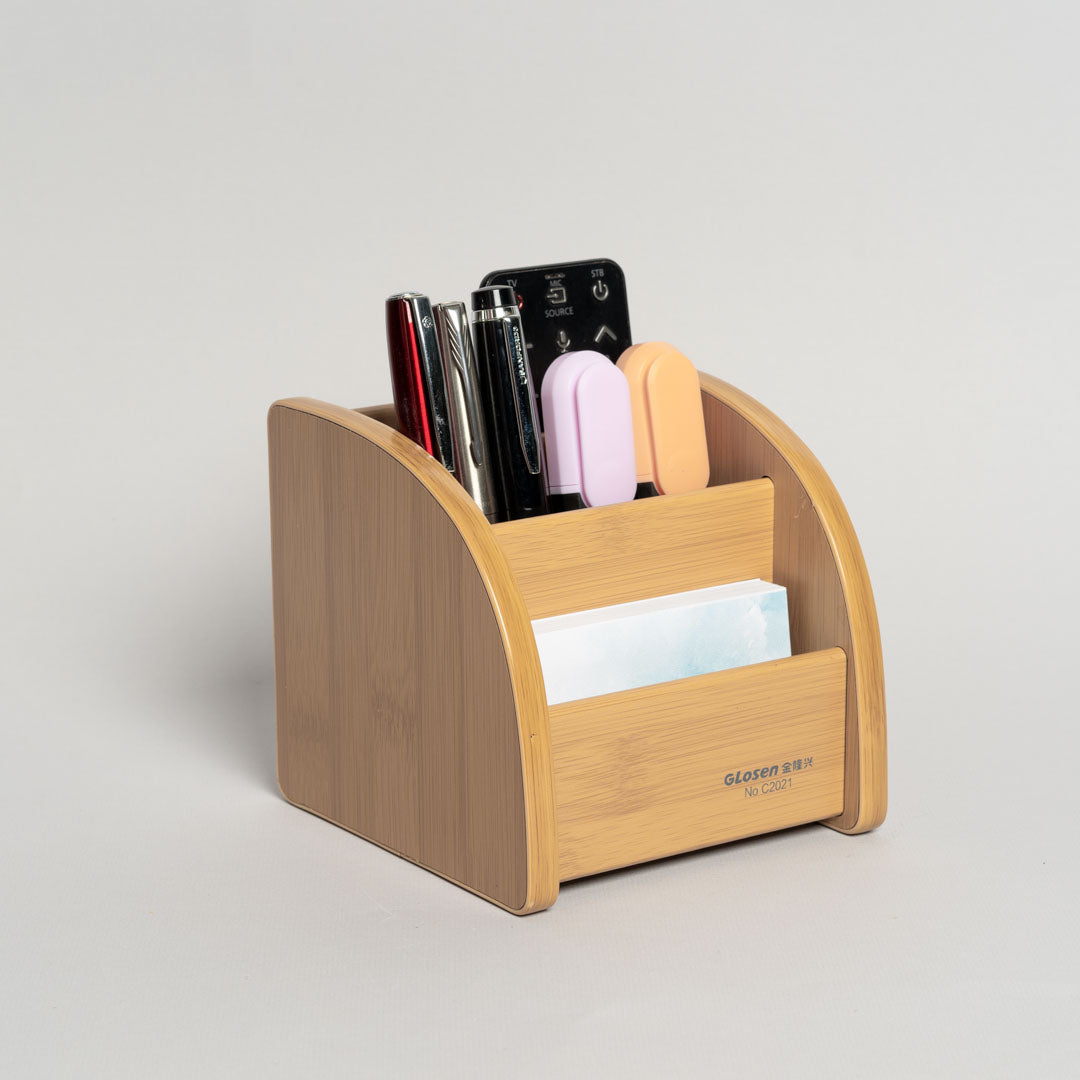 Compact Wooden Pen Stand