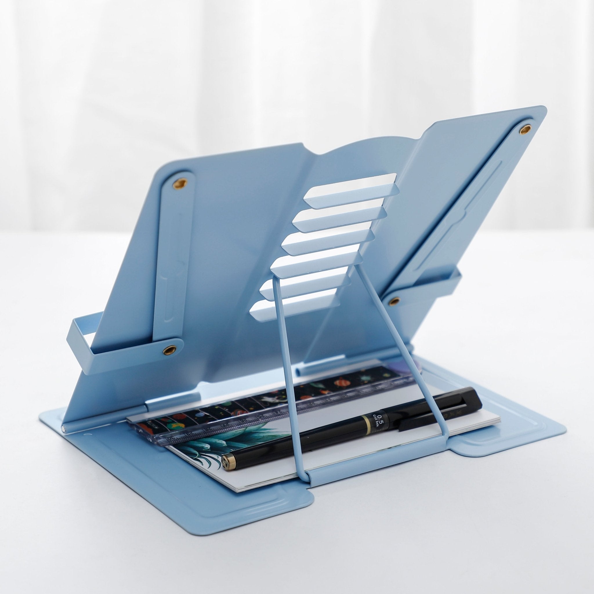 Upgrade Book Stand - oddpod