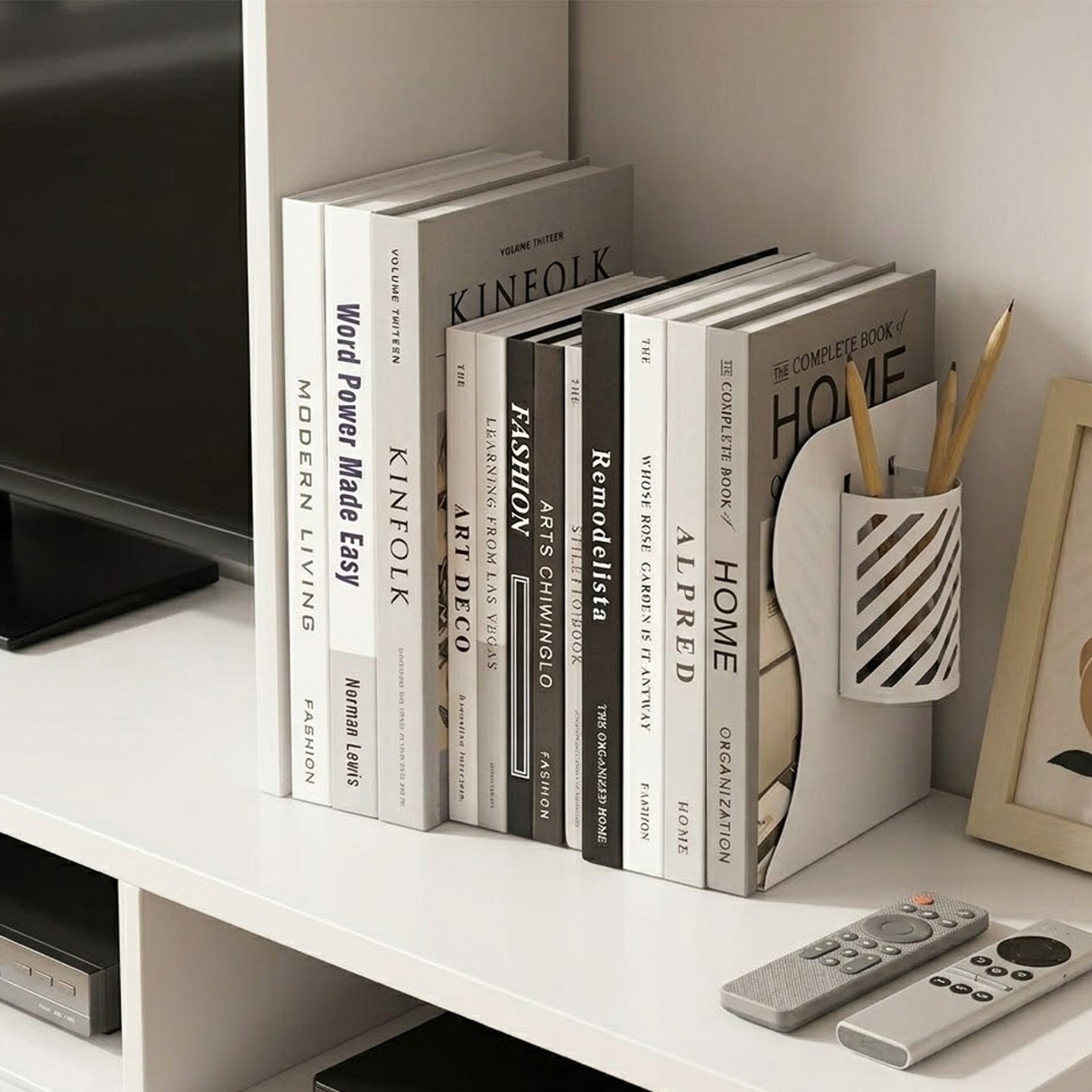 Expandable Bookend - XO