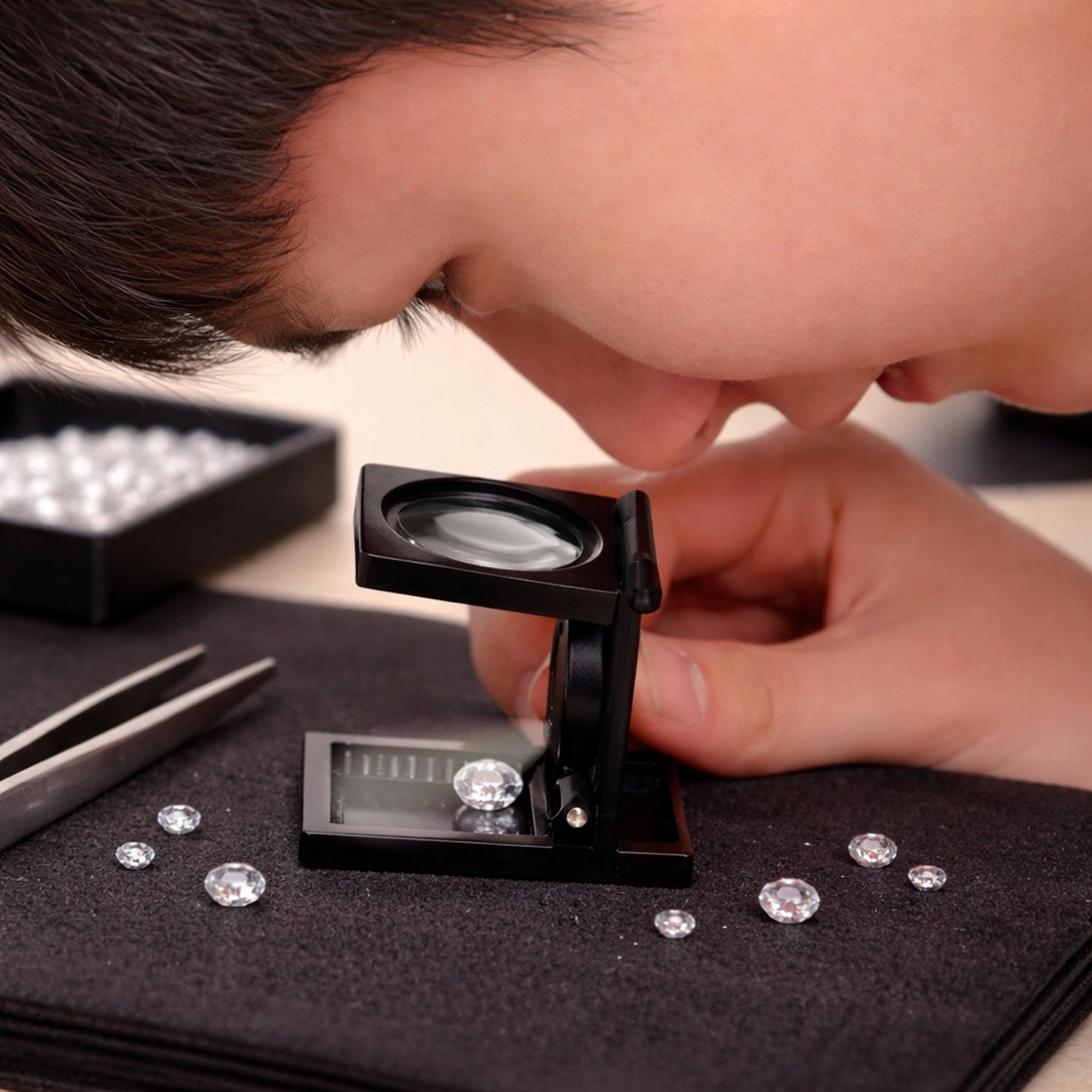 10X Folding Magnifier LED - oddpod