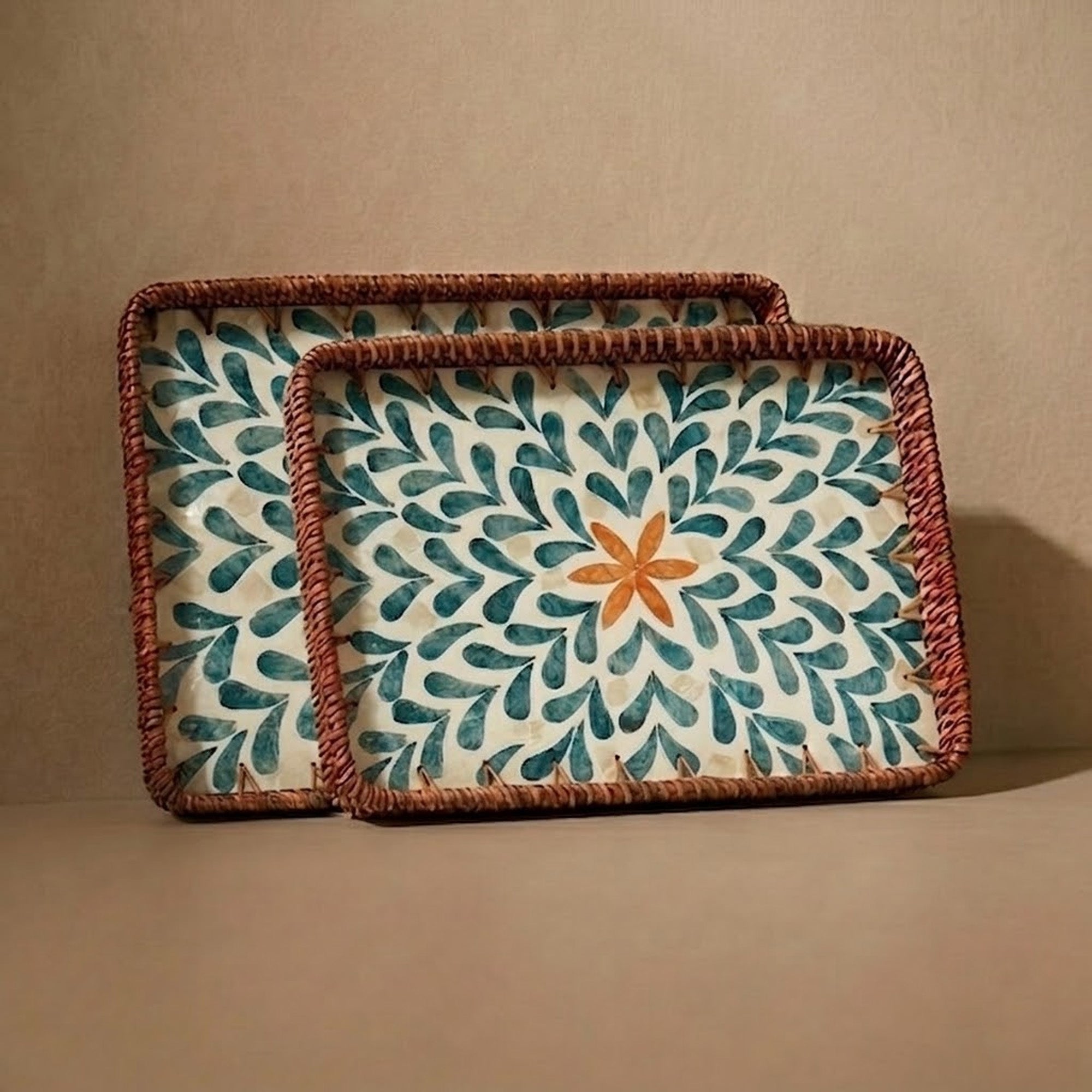 Rattan trays - Flora